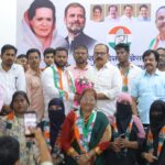 कल्याण डिस्ट्रिक्ट प्रेसिडेंट एडवोकेट नवीन सिंह की अध्यक्षता में महाराष्ट्र स्टेट प्रेसिडेंट के हाथों उभाठा के पदाधिकारी कांग्रेस पार्टी में शामिल हुए