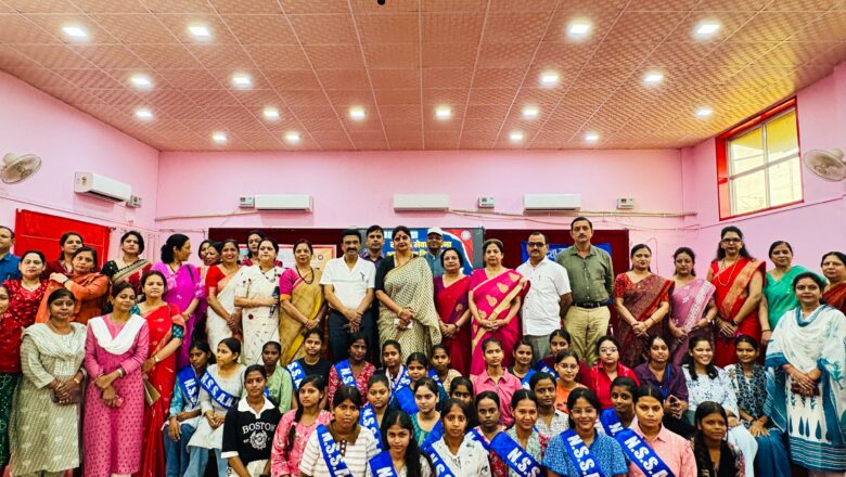 आर्यकन्या डिग्री कॉलेज एवं राष्ट्रीय सेवा योजना के संयुक्त तत्वावधान में मिशन शक्ति फेज 6 का हुआ भव्य शुभारंभ