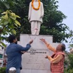 मुंसी प्रेमचंद्र एवं लोक नायक जय प्रकाश नारायण की पुण्य तिथि पर दोनों को याद किया गया