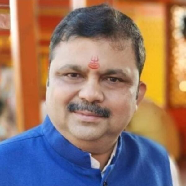 आस्था की नई अलख, सनातन से जुड़ता युवा भारत – शान्तनु शुक्ल