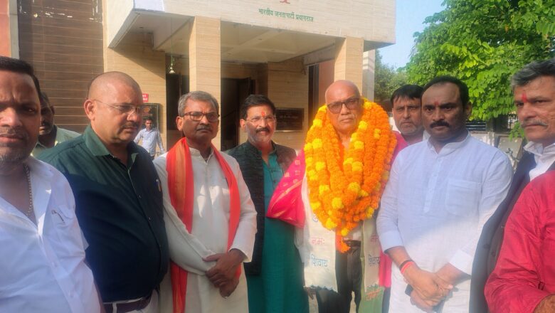 वरिष्ठ अधिवक्ता राधाकांत ओझा को भाजपा ने बनाया राज्यसभा उम्मीदवार  पार्टी कार्यकर्ताओं अधिवक्ताओं ने दी बधाई